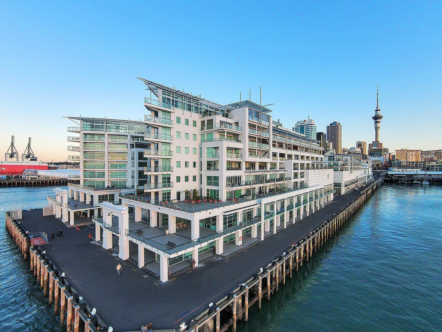 Seaview Waterfront Hotel Apt Auckland Exterior photo